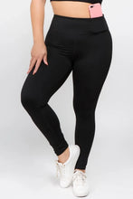 Load image into Gallery viewer, Plus Size Hi-Waisted Full Length Workout Leggings w/ Phone Pocket - Image 3