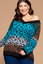 Load image into Gallery viewer, Ombre Cheetah V-Neck