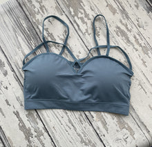 Load image into Gallery viewer, Seamless Criss-Cross Front Sports Bra Bralette with Removable Pads